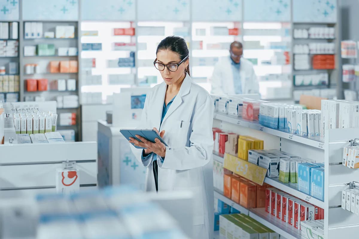 Consultoria e legislação farmacêutica