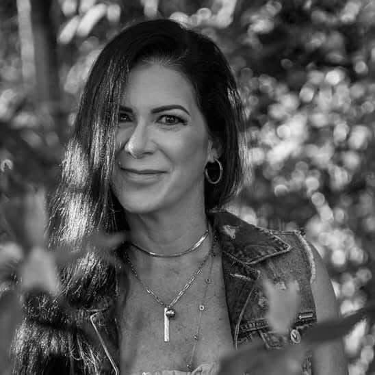 Jana Neves Garcia.jpg