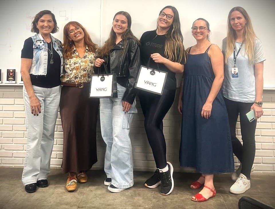 Yang marca presença em premiação de Publicidade e Propaganda da Univali