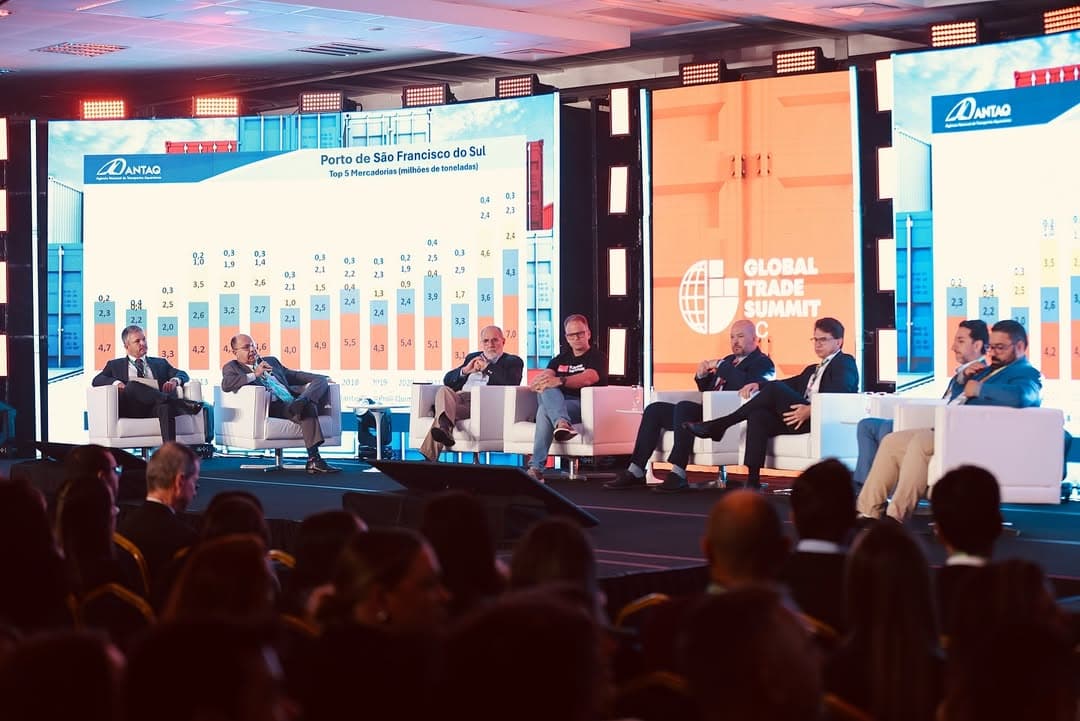 gobal trade summit 2.jpg
