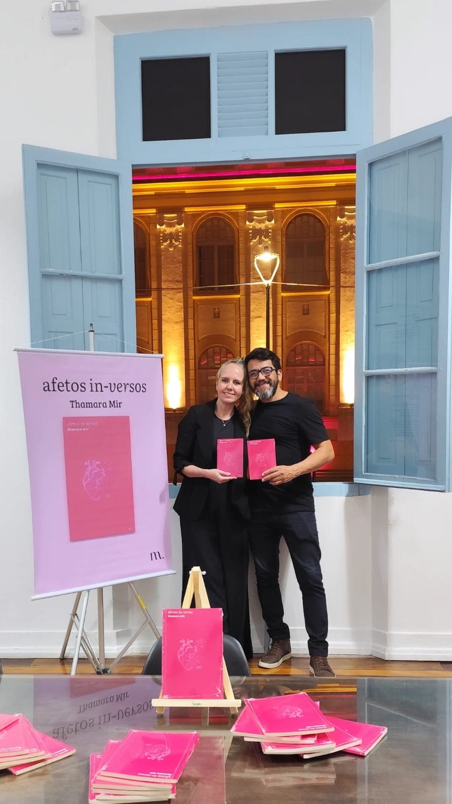 thamara com o marido