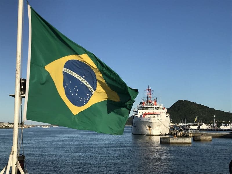Acadêmicos da Univali embarcam em navio de pesquisa da Marinha.jpg Acadêmicos da Univali embarcam em navio de pesquisa da Marinha.jpg