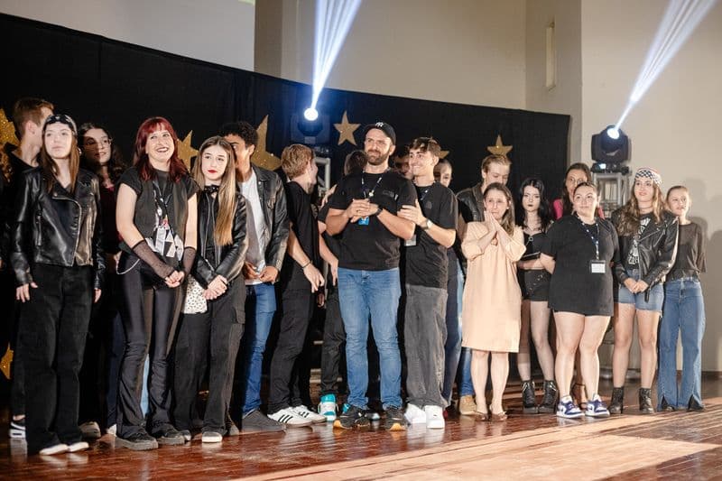 Arte que inspira moda - Foto Dales Hoeckesfeld (1).jpg Arte que inspira moda - Foto Dales Hoeckesfeld (1).jpg