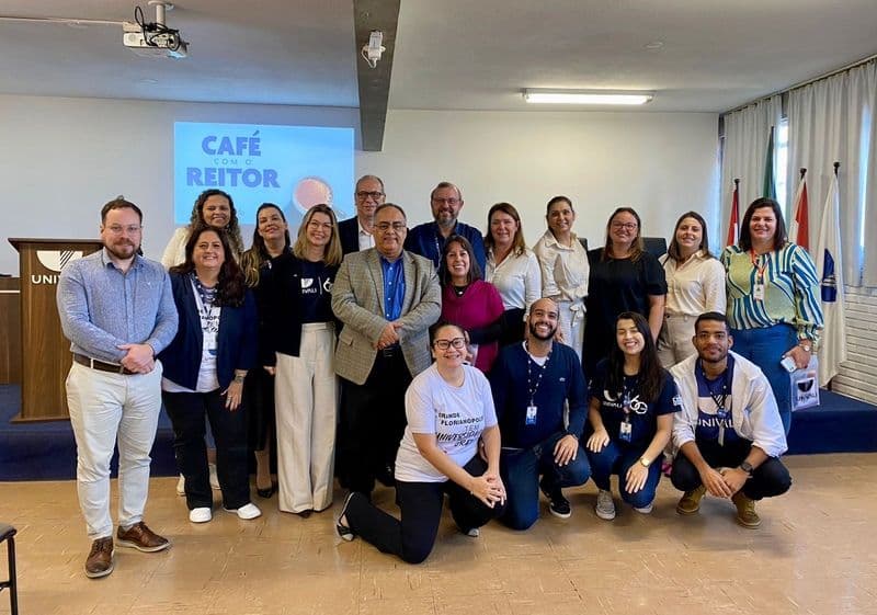 Café com o Reitor (1) (1).jpg Café com o Reitor (1) (1).jpg