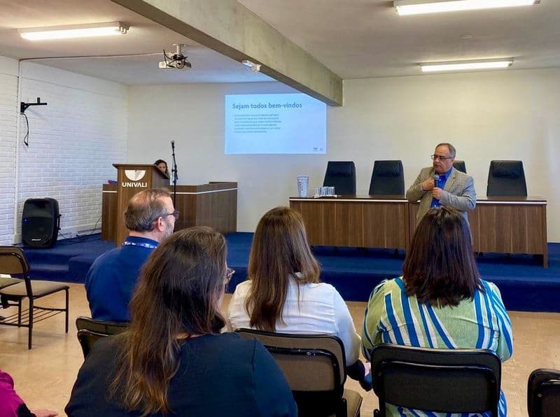 Café com o Reitor (2) (1).jpg Café com o Reitor (2) (1).jpg