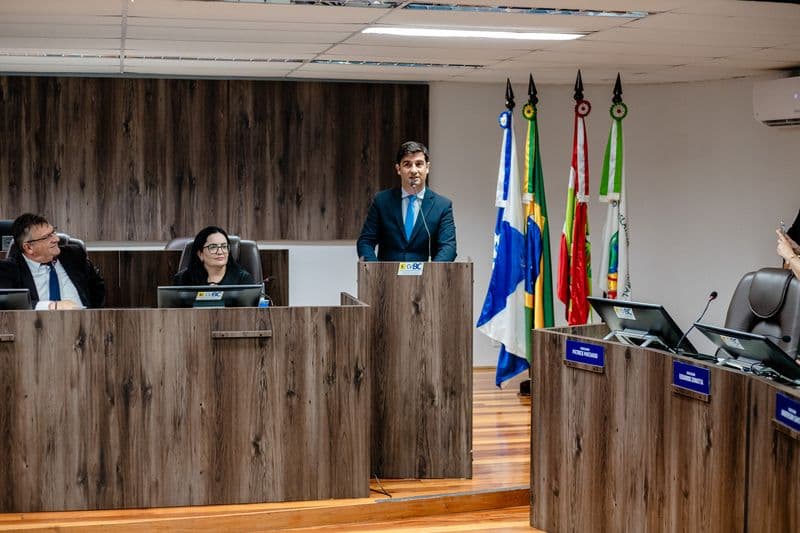 Camara Vereadores BC - Foto Dales Hoeckesfeld - 0052_Easy-Resize.com.jpg Camara Vereadores BC - Foto Dales Hoeckesfeld - 0052_Easy-Resize.com.jpg