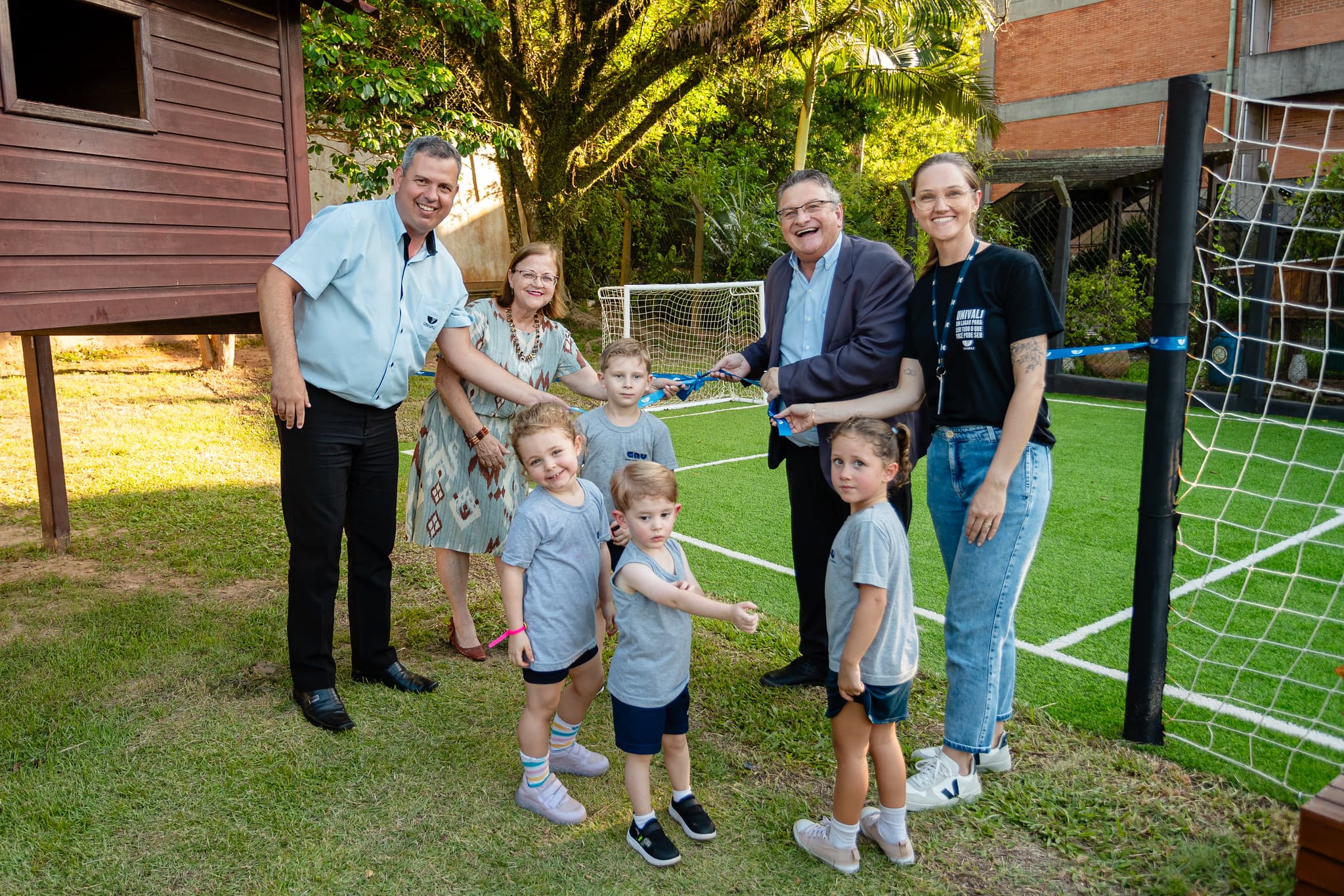 Univali inaugura campo sintético no Colégio de Aplicação e amplia espaços de aprendizagem infantil