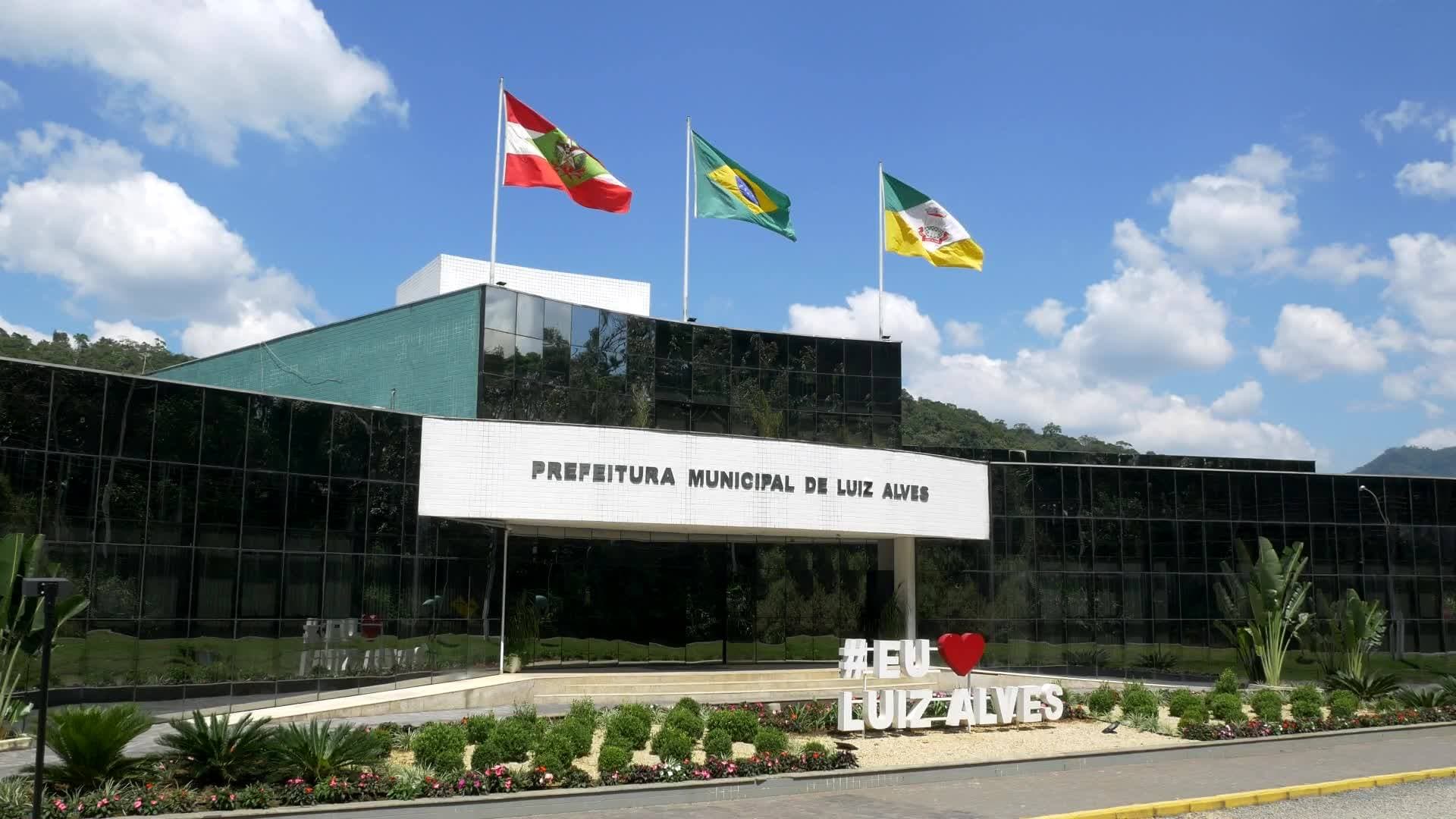 Luiz Alves abre seleção com salários de até R$ 13,7 mil; inscrições encerram em 27 de março