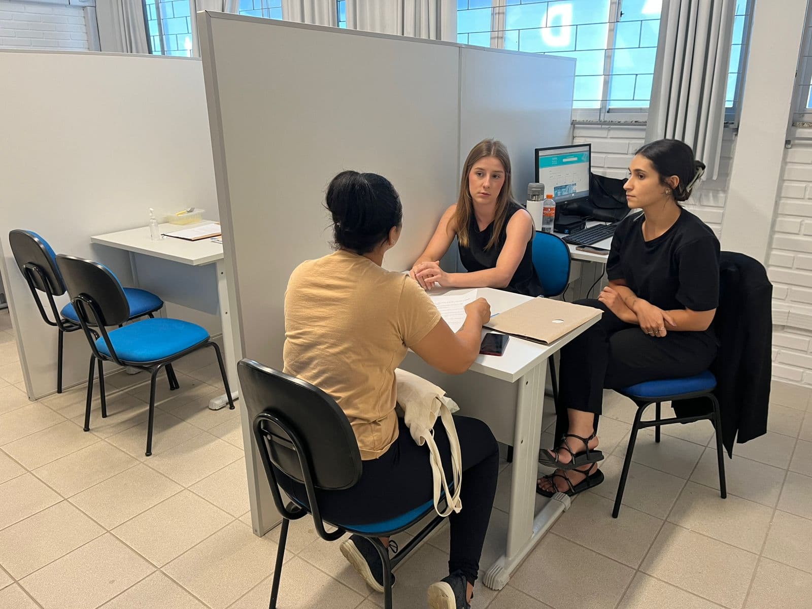 Estudantes de Direito da Univali Tijucas conquistam vitória histórica e garantem tratamento de fertilização pelo SUS