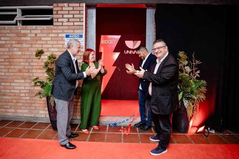 Estúdios Univali - Foto Dales Hoeckesfeld (2).jpg Estúdios Univali - Foto Dales Hoeckesfeld (2).jpg