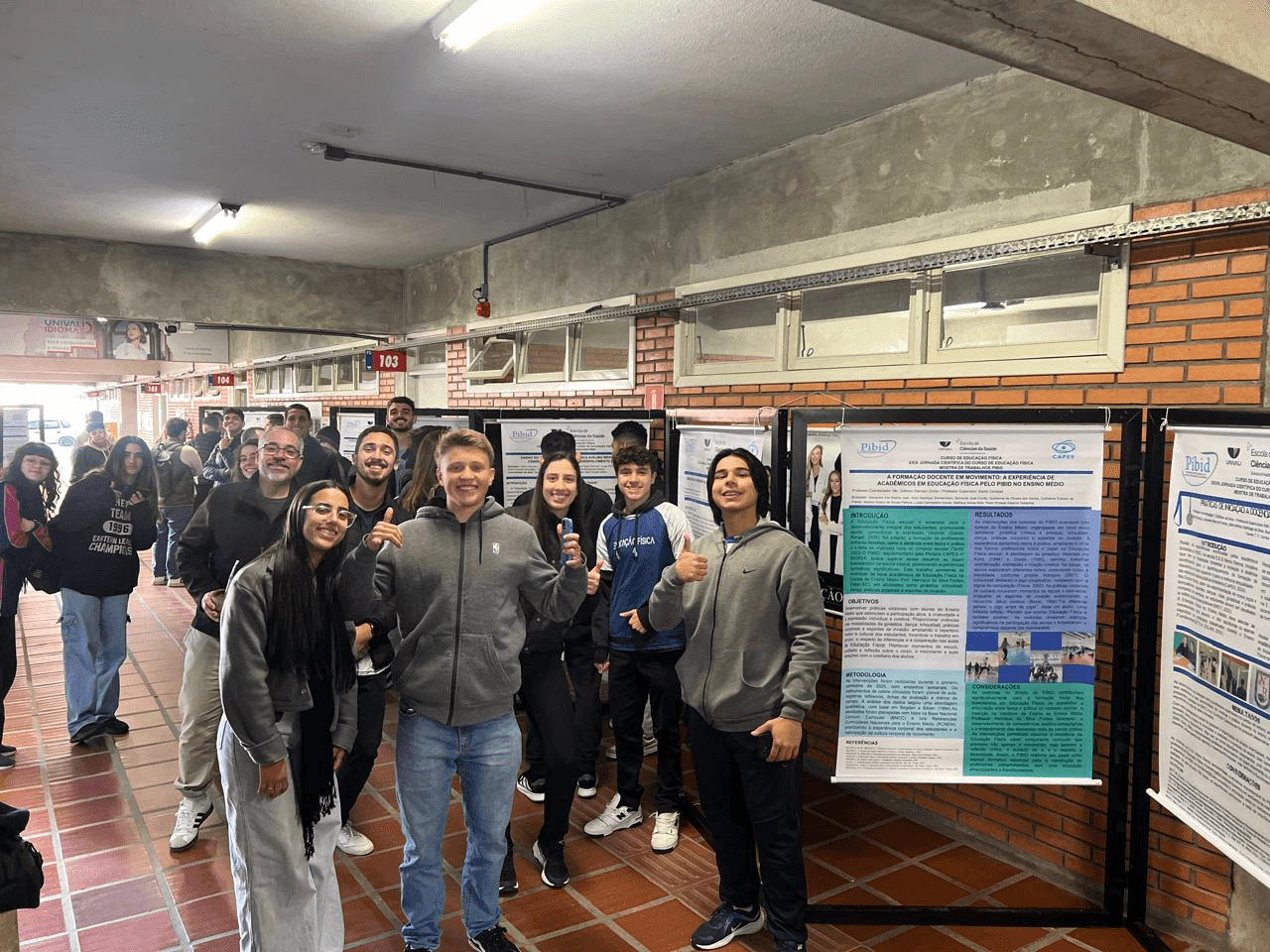 Evento científico PIBID – Educação Física apresentação de banners 2025.png Evento científico PIBID – Educação Física apresentação de banners 2025.png
