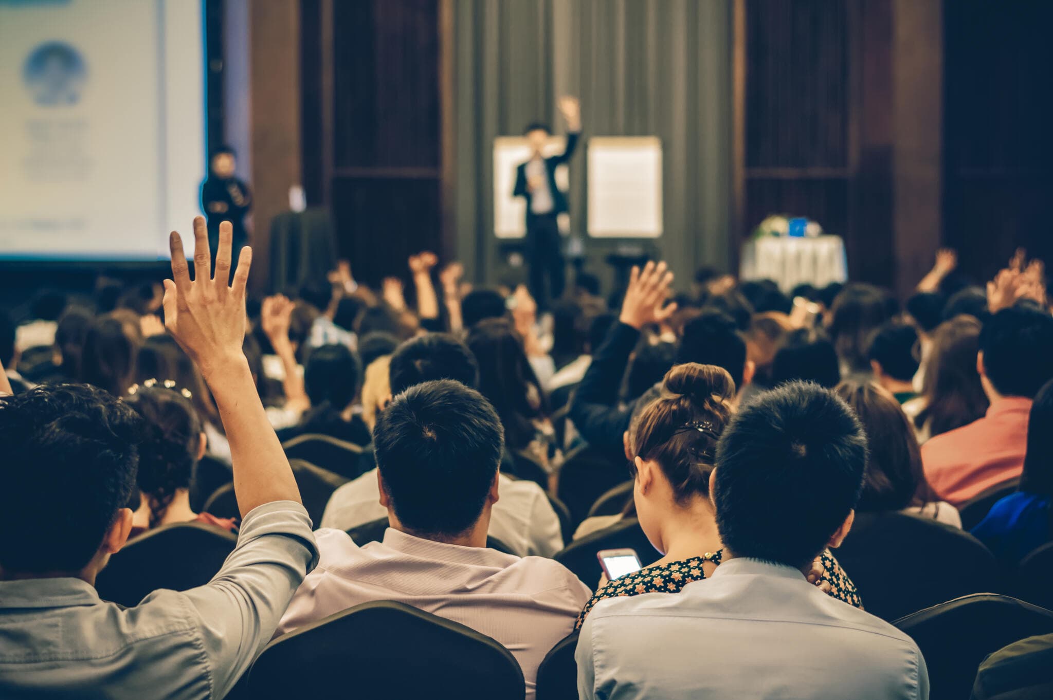 Executivos de marcas catarinenses palestram na Univali em evento da ADVB/SC