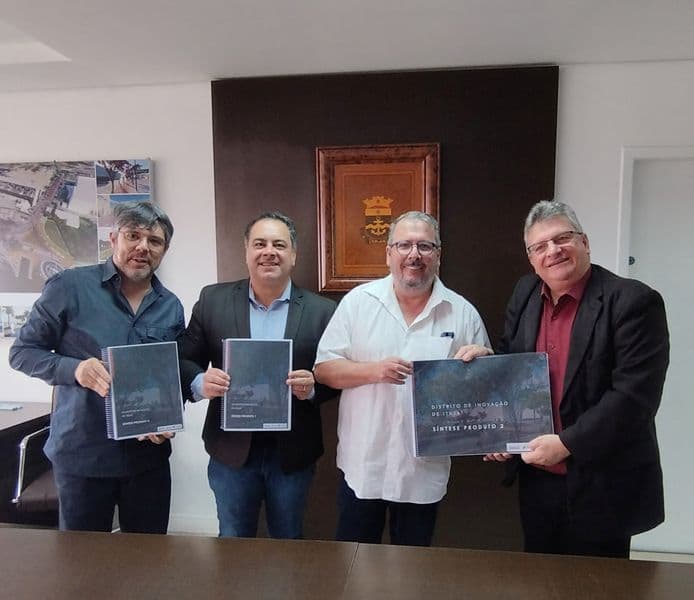 Foto 1_Easy-Resize.com.jpg Foto 1_Easy-Resize.com.jpg