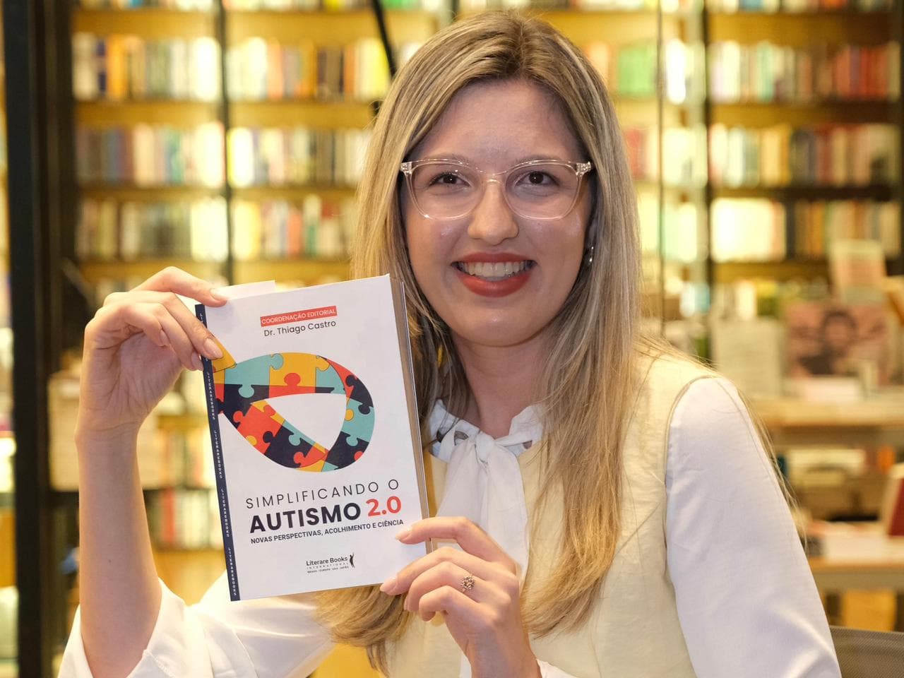 Aluna de Pedagogia da Univali é coautora em sequência de best seller
