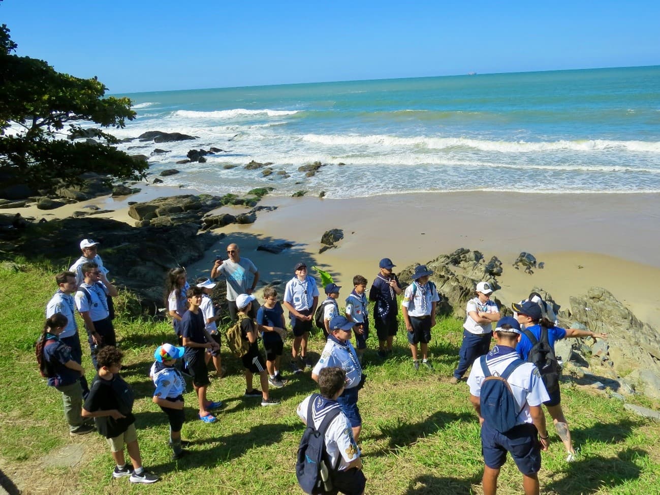 Grupo de escoteiros de Itajaí participa de atividades de educação ambiental