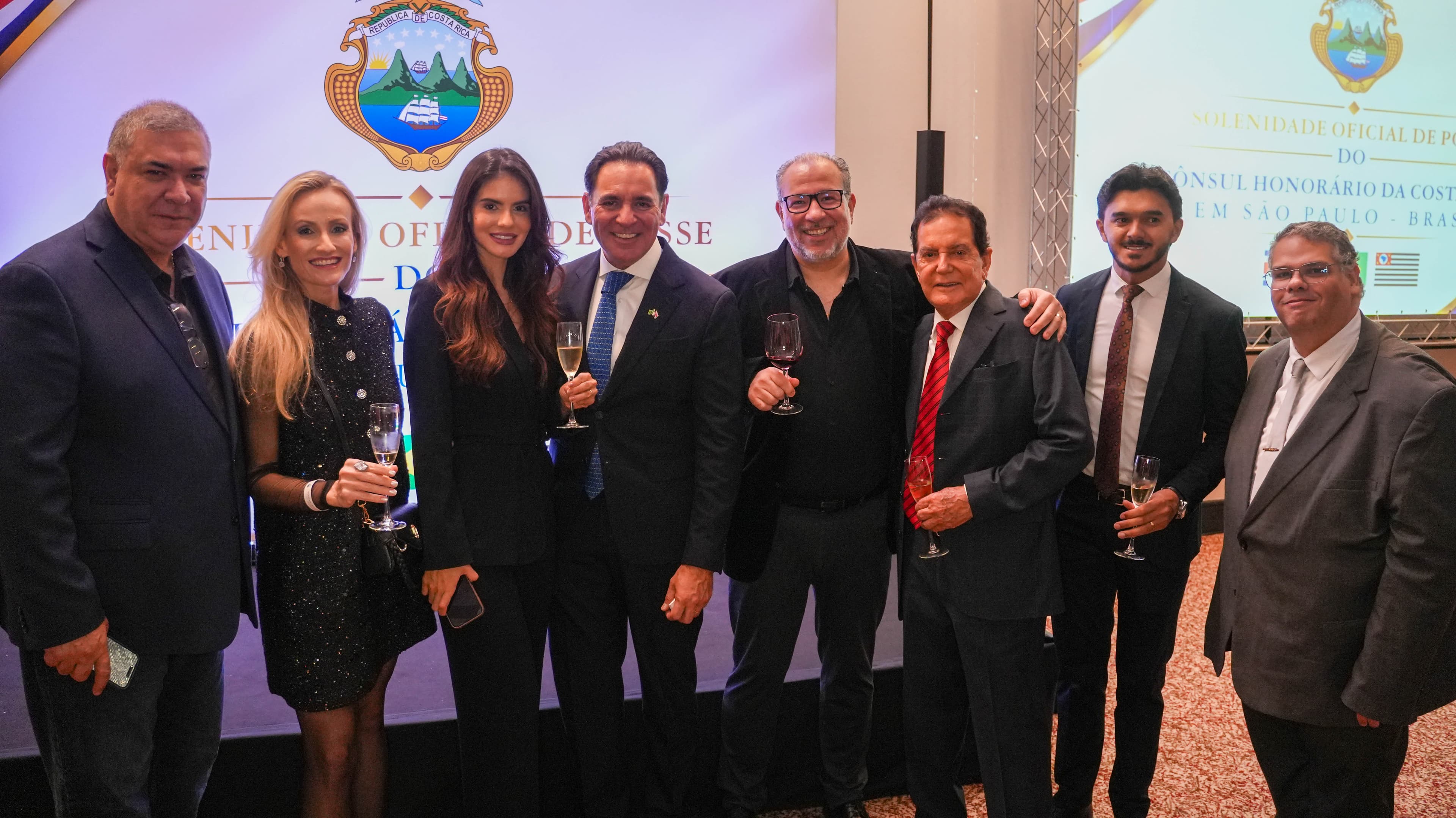 Helio Gustavo Alves - Consul Costa Rica 01.jpg Helio Gustavo Alves - Consul Costa Rica 01.jpg