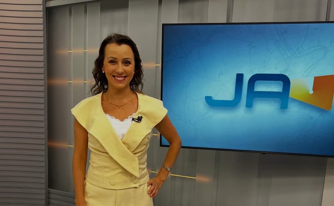 Egressa com 21 anos de telejornalismo, Patrícia Silveira assume docência em Jornalismo na Univali