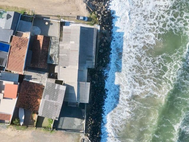 Pesquisadores da Univali são consultados em reunião sobre erosão costeira em SC