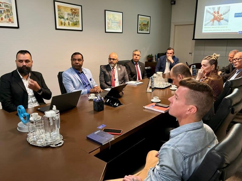 Reunião Orsegups (1).jpg Reunião Orsegups (1).jpg