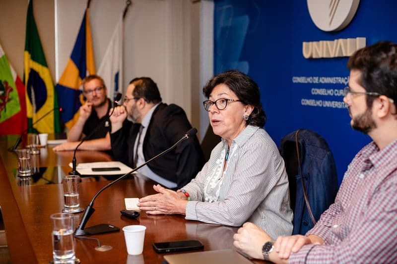 Visita FAPESC - Foto Dales Hoeckesfeld (2).jpg Visita FAPESC - Foto Dales Hoeckesfeld (2).jpg