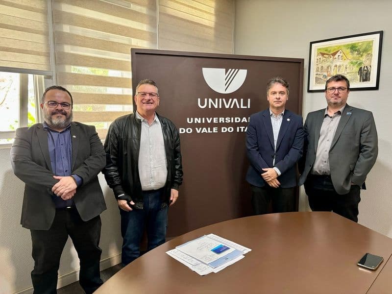 Visita Marcelo Fett.jpg Visita Marcelo Fett.jpg