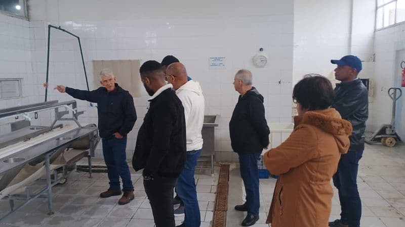 Visita comitiva Angola Univali (1).jpg Visita comitiva Angola Univali (1).jpg