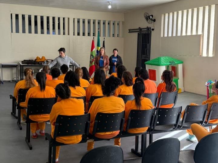 Univali promove roda de conversa no Presídio Feminino