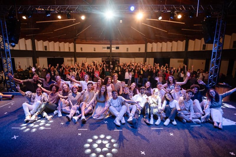 coral-univali-lanca-novo-album-em-comemoracao-aos-60-anos-da-instituicao.jpg coral-univali-lanca-novo-album-em-comemoracao-aos-60-anos-da-instituicao.jpg