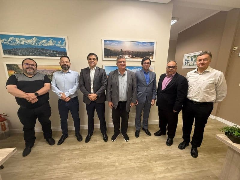 diretoria-do-sindicato-dos-fiscais-da-fazenda-de-sc-visita-a-univali.jpg diretoria-do-sindicato-dos-fiscais-da-fazenda-de-sc-visita-a-univali.jpg