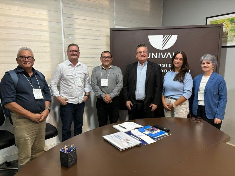 pesquisadores-apresentam-resultados-preliminares-de-pesquisa-para-controle-do-maruim.jpg pesquisadores-apresentam-resultados-preliminares-de-pesquisa-para-controle-do-maruim.jpg