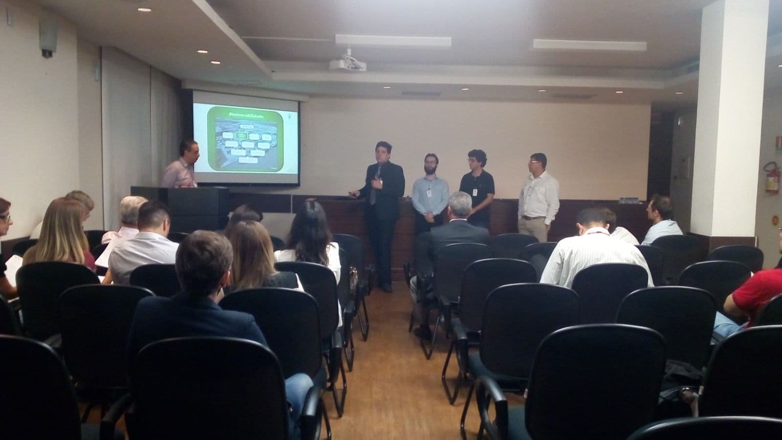 portonave 1.jpeg portonave 1.jpeg