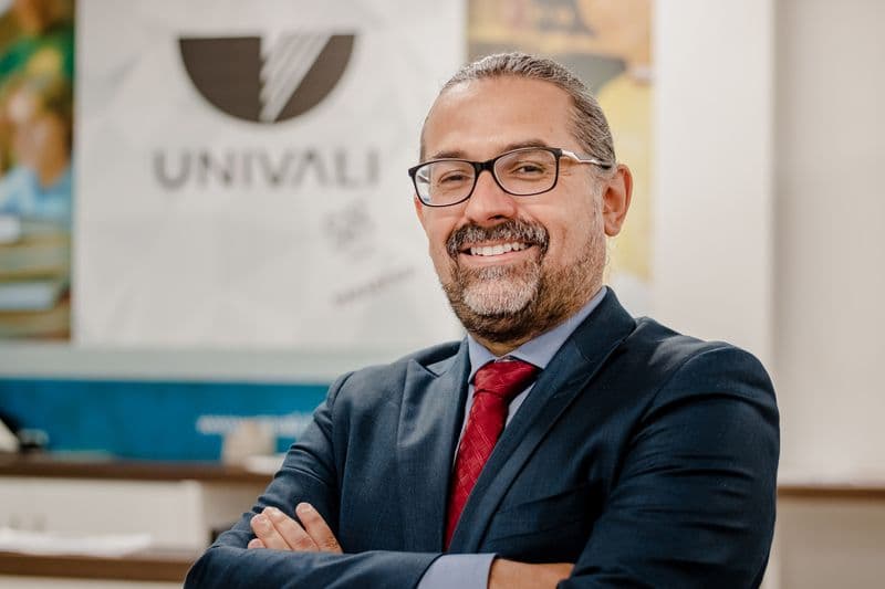 professor-da-univali-e-selecionado-como-membro-do-comite-nacional-de-educacao-e-cultura-em-direitos-humanos.jpg professor-da-univali-e-selecionado-como-membro-do-comite-nacional-de-educacao-e-cultura-em-direitos-humanos.jpg