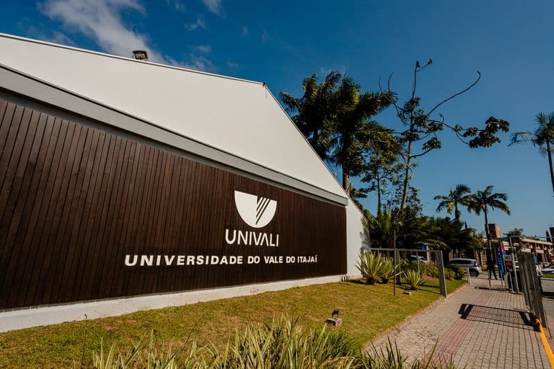 univali-abre-inscricoes-para-o-processo-seletivo-dos-cursos-presenciais-de-20251.jpg univali-abre-inscricoes-para-o-processo-seletivo-dos-cursos-presenciais-de-20251.jpg