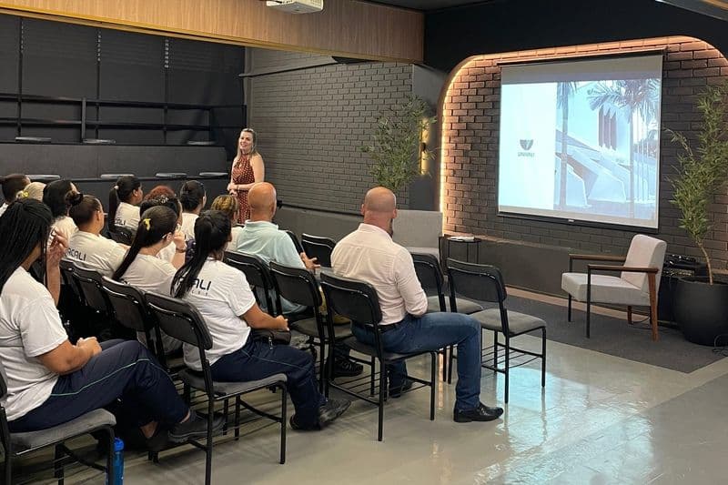 univali-promove-treinamento-sobre-seguranca-com-colaboradores-de-empresas-terceirizadas.jpg univali-promove-treinamento-sobre-seguranca-com-colaboradores-de-empresas-terceirizadas.jpg
