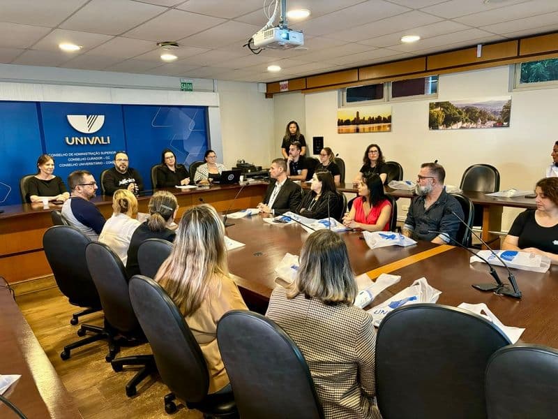 univali-recebe-gestores-escolares-da-regiao-de-itajai.jpg univali-recebe-gestores-escolares-da-regiao-de-itajai.jpg