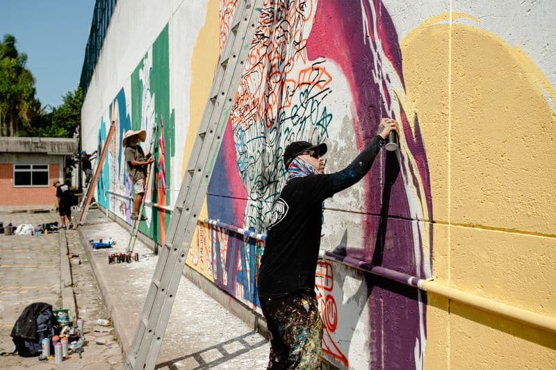 vencedores-de-concurso-artistico-ilustram-muro-na-univali.jpg vencedores-de-concurso-artistico-ilustram-muro-na-univali.jpg