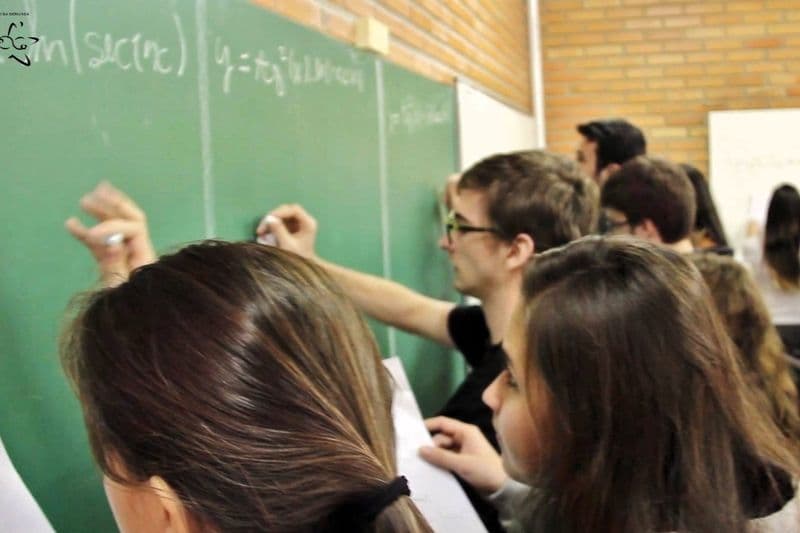 Competição matemática estimula estudo de cálculo na Univali | Univali